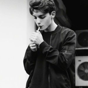 Meet your Posher, Chester